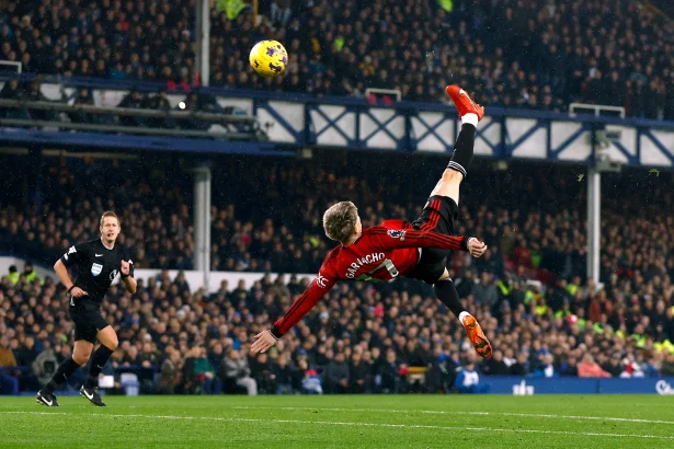 Everton 0-3 Manchester United: Premier League Result
