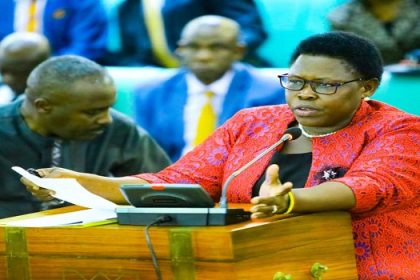 Education Ministry Under Scrutiny Amidst Curriculum Transition Challenges