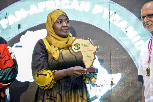 In a powerful declaration that underscores her unwavering commitment to the NRM and its leadership, Hajjat Hadijah Namyalo Uzeiye, popularly known as the “Chief Muzzukulu,” has firmly positioned herself as the lioness of mobilization.