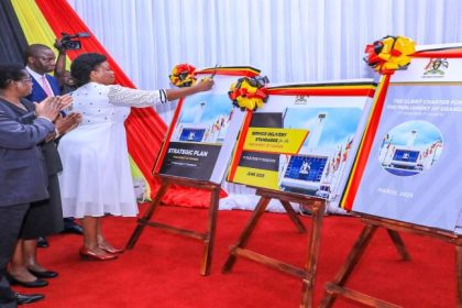 Legislators Launch e-Parliament Project To Boost Efficiency And Citizen Participation