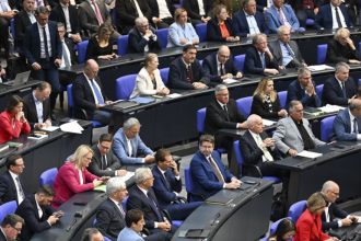 German Parliament Scraps 'Fast-track Citizenship' Option For Immigrants