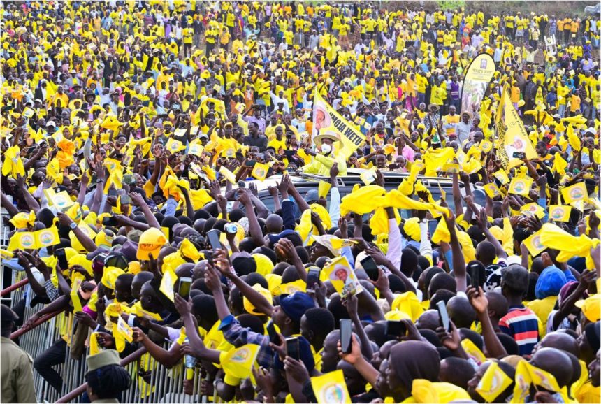 ‘Shift From Free-Range’: President Museveni Rallies Kiruhura To Adopt Commercial Dairy Farming For National Prosperity